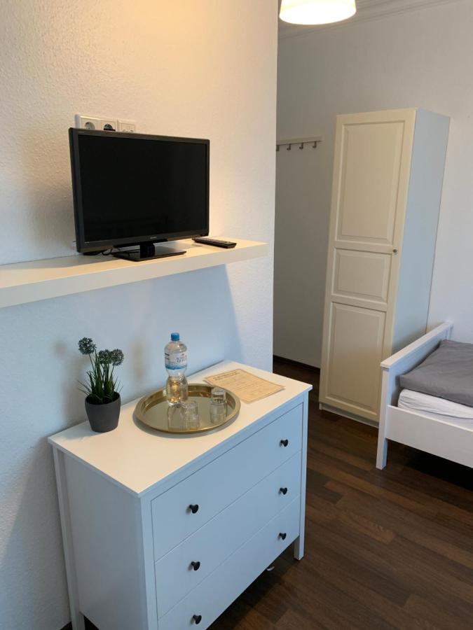 Zum Armen Mann Bed & Breakfast ดุสเซลดอร์ฟ ภายนอก รูปภาพ