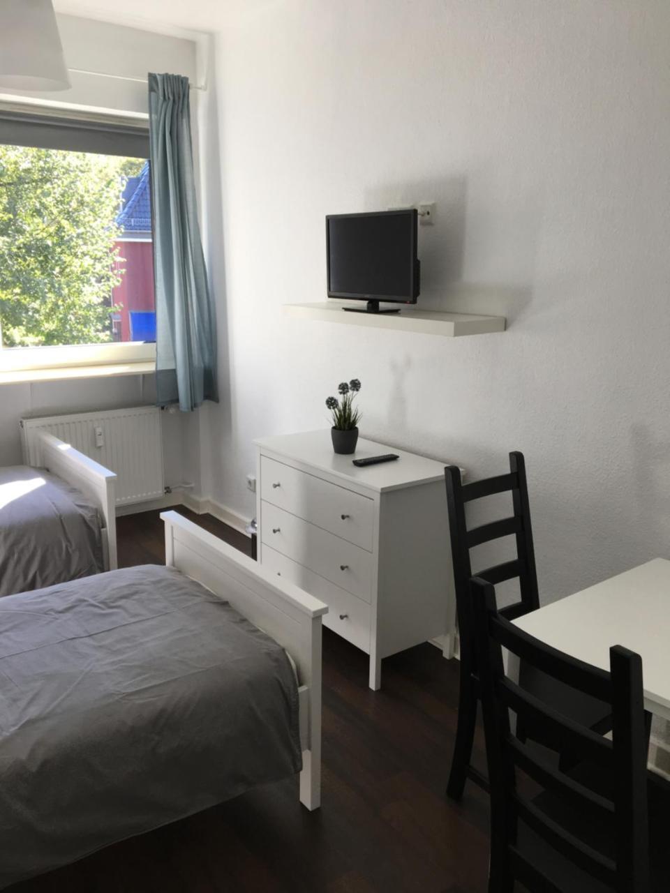 Zum Armen Mann Bed & Breakfast ดุสเซลดอร์ฟ ภายนอก รูปภาพ