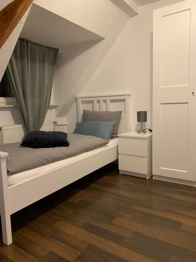 Zum Armen Mann Bed & Breakfast ดุสเซลดอร์ฟ ภายนอก รูปภาพ